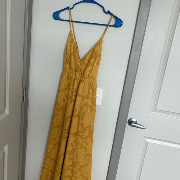 Lulus Dresses & Skirts - Lulu's Mustard Yellow Flowy Maxi Dress
